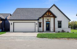 441 RIVERVIEW RIDGE Place, COMBINED LOCKS, WI 54113