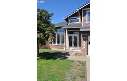 4198 LANCASTER Dr, Eugene, OR 97404