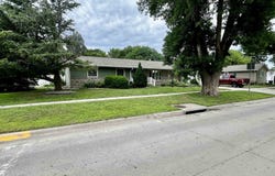 309 S Franklin St, Elk Point, SD 57025