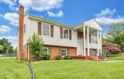 504 McGeorge Dr, Vinton, VA 24179