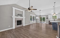22907 S Ridgeview Drive, Peculiar, MO 64078
