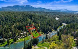 792 Dirks Rd, Priest River, ID 83856