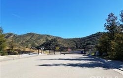1 Aldbury, Yucaipa, CA 92399