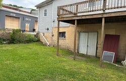 503 River St, Gassaway, WV 26624