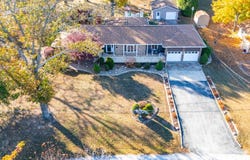 2007 Oakridge Drive, Ava, MO 65608
