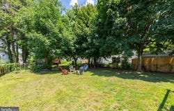 100 LINDERMAN Avenue, CHERRY HILL, NJ 08002