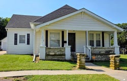 211 E 6th Street, Frankfort, KS 66427