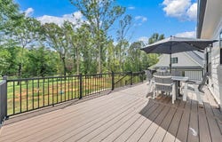 118 Pointe O Woods Dr, Huddleston, VA 24104