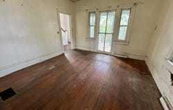 407 CARRUTHERS ST, LEXINGTON, VA 24450