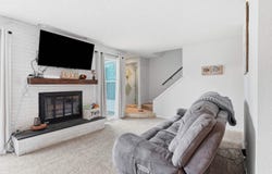 4222 Kris Line Drive, Waterloo, IA 50701