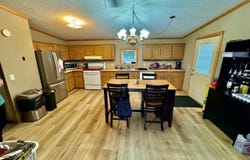 206 ILLINOIS ST W, Eagle River, WI 54521