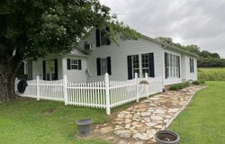 117 Cedar Valley Rd, Sweetwater, TN 37874