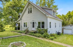 689 Graefenburg Rd, Waddy, KY 40076