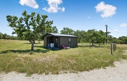 230 OLD ROEDER RD NW, Harper, TX 78631