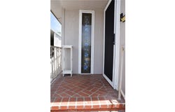 10681 Oak, Los Alamitos, CA 90720