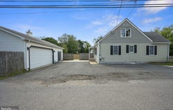 814 MAPLE Parkway, DOVER, DE 19901