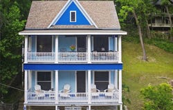 19 Pine Street, Eureka Springs, AR 72632