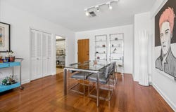 2195 POPLAR Ave, Memphis, TN 38104