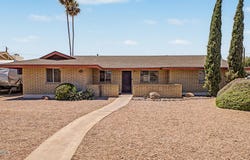 3827 E SHANGRI LA Road, Phoenix, AZ 85028