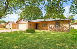 3475 Vagas Drive, Paris, TX 75462
