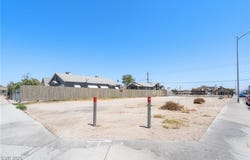 802 Stewart Avenue, Las Vegas, NV 89101