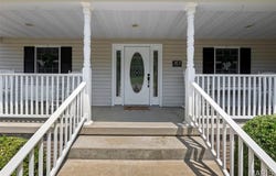 201 Estate Drive, Chester, IL 62233