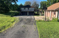 6740 SE Horseshoe Drive, Holt, MO 64048