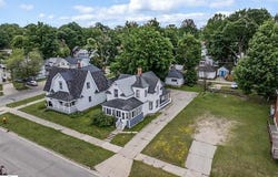 314 E Pine Street, Cadillac, MI 49601