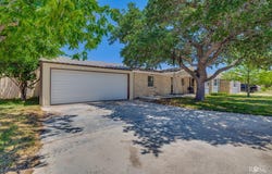 203 E 12th Street, Big Lake, TX 76932