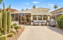 524 DOUGLAS Road, Mesa, AZ 85205