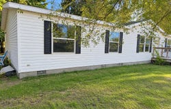740 N Silverleaf Street, Gladwin, MI 48624