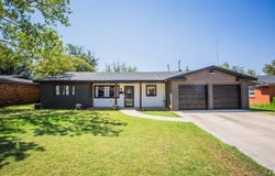 2121 70th Street, Lubbock, TX 79412