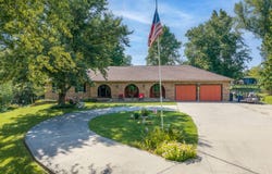 28876 Watermill Rd, Marshall, MO 65340