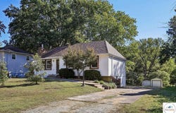 2106 N Antioch Road, Clinton, MO 64735