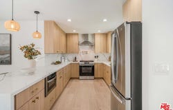 6150 Sylvia Ave, Tarzana, CA 91335