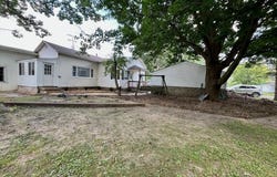 122 N Main St, Towanda, PA 18848