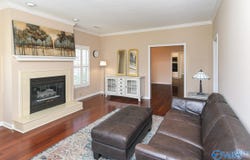 2112 Yorkshire SE, Decatur, AL 35601
