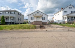 222 Spruce St, Mount Pleasant, PA 15666