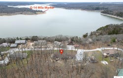 556 SE 1291P Private Road, Clinton, MO 64735