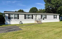 63 Oak Drive, North Hampton, NH 03862