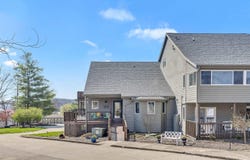 9547 S Harbour Pointe Drive, Bloomington, IN 47401