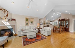 5252 Redford Drive, Brunswick, OH 44212