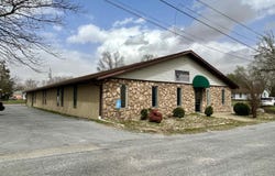 309 E Jackson Street, Carbondale, IL 62901