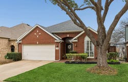 2136 Pritchard Drive, Grapevine, TX 76051