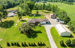 17881 Huntley Rd, Windsor, OH 44099
