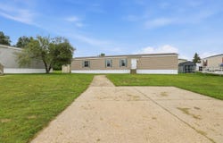 1301 Shadowridge Drive, Wayland, MI 49348