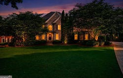7630 Stratton Pte, Suwanee, GA 30024