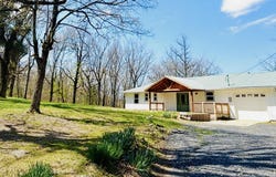 233 South Mountain Road, Marshall, AR 72650-0000