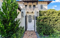 705 Madeira Ave, Coral Gables, FL 33134