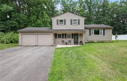 425 Tara Lane, Webster, NY 14580